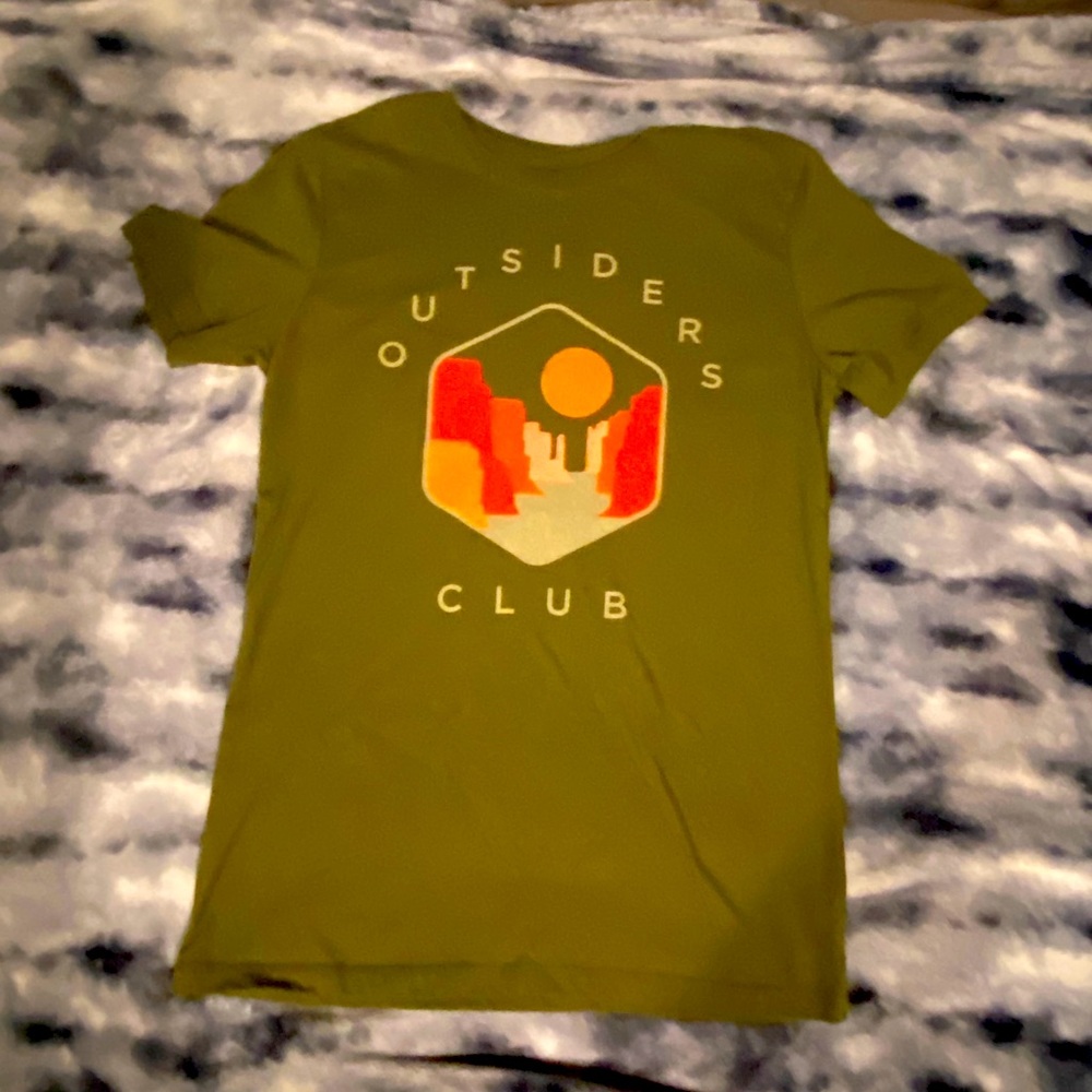 Outdoor tshirt